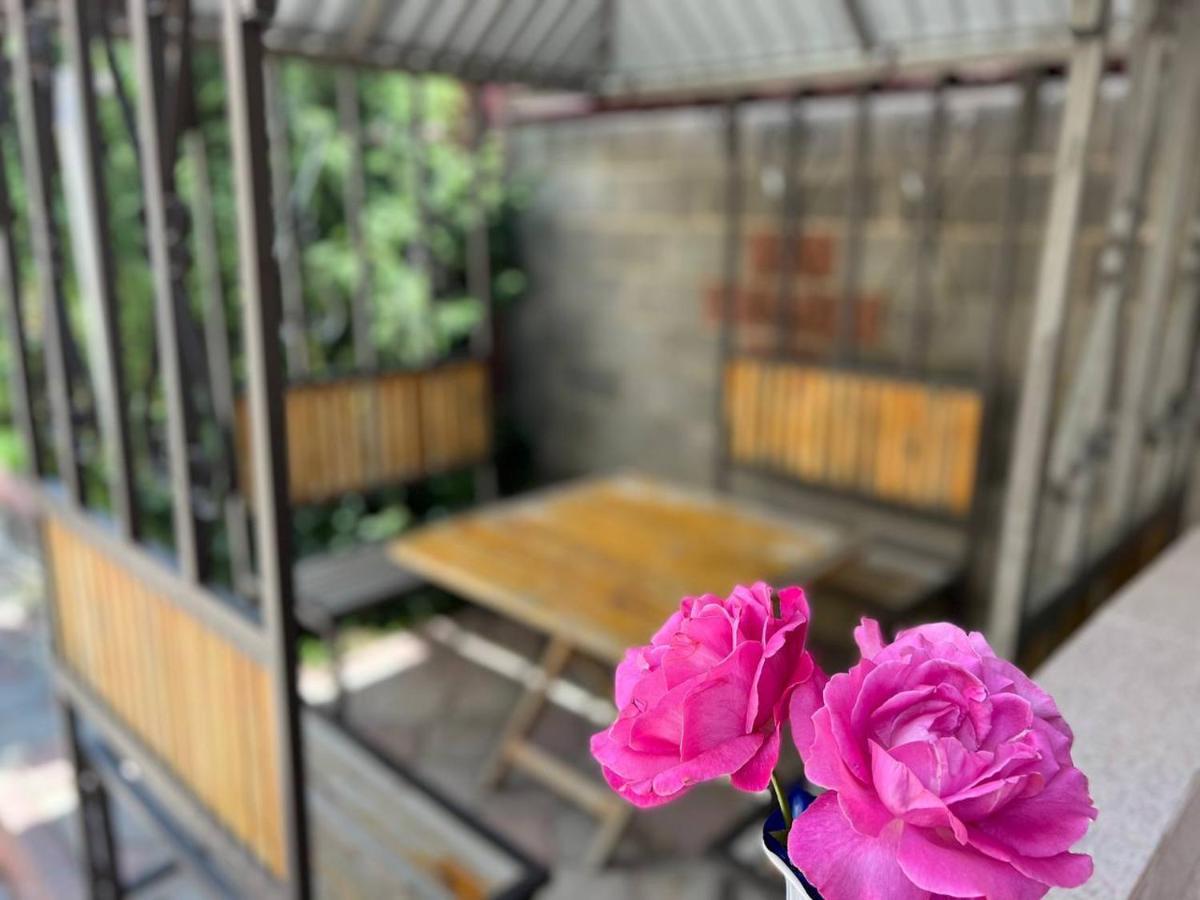 Tan Nuru Guest House Гостевой Дом Тан Нуру Cholpon-Ata Exteriér fotografie